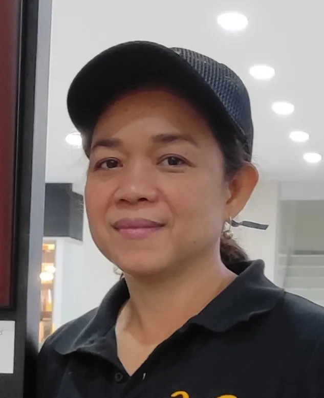 drybrush Gallery - Philippine/Local artists - Maria Lourdes "Des" Inosanto - Painter